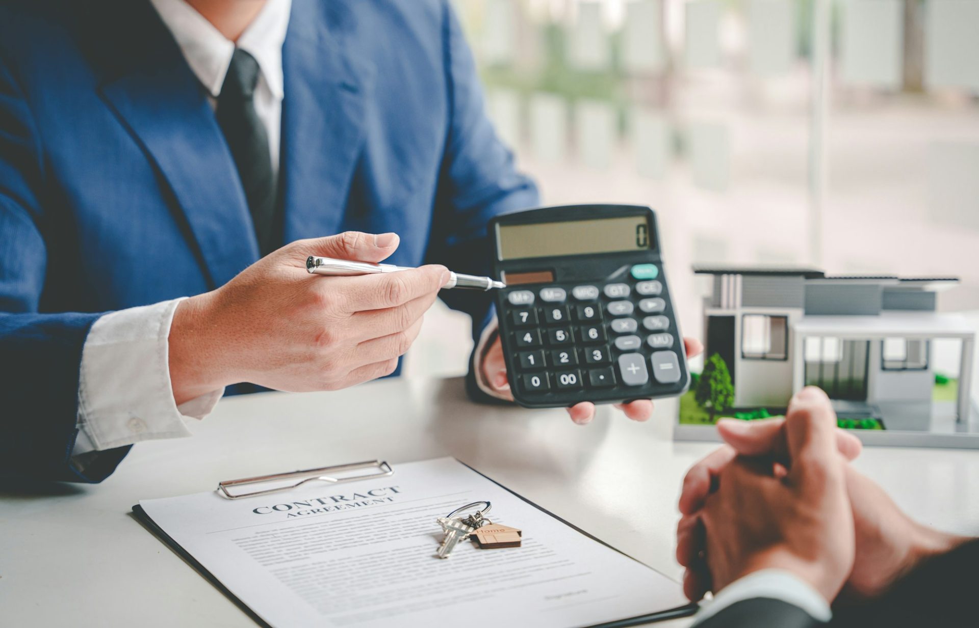 Penerapan Imbalan Kerja dalam Rencana Kontrak Proyek di Bisnis Asuransi