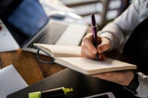 Memahami Kewajiban Aktuaria dalam Perencanaan Keuangan